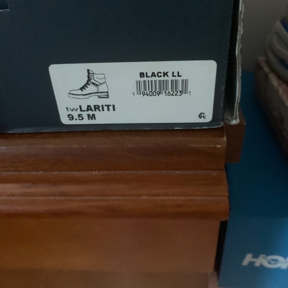 Designer boots - Picture 2 of 9